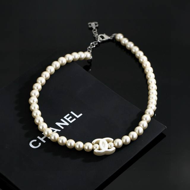 New Chanel Pearl Necklace/Collarbone Chain Extremely exquisite, super beautiful,