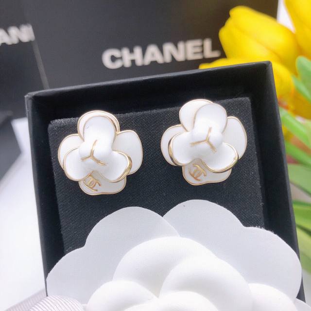 Item No. Xed0115 Double C Flower-Shaped Pink Stud Earrings Ch Nel New Camellia H