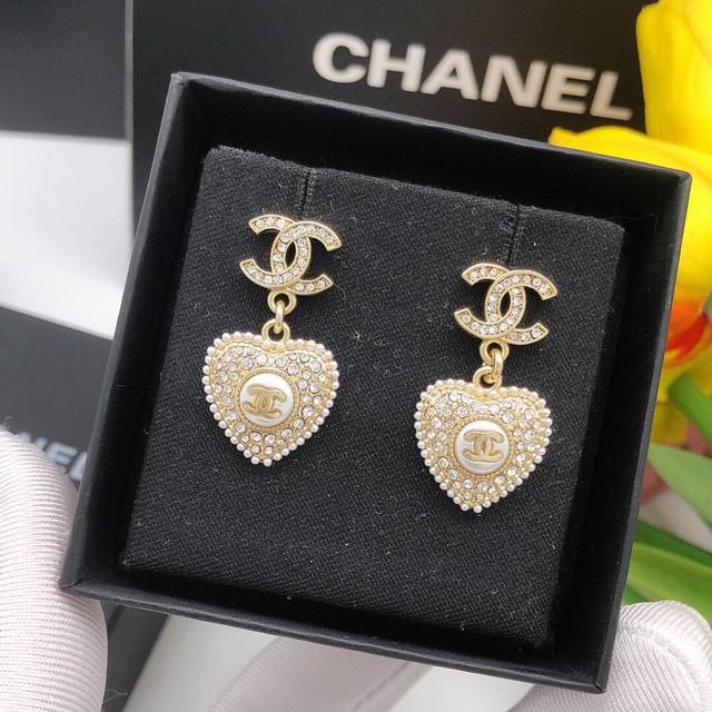 Item No. Xed0059 Chanel 22B Early Autumn New Arrival Heart-Shaped Pearl Series I