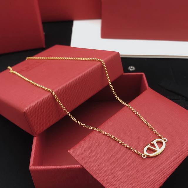 Item No. Valenti*O Latest V Necklace, Same as Zp, Brass Material DDD