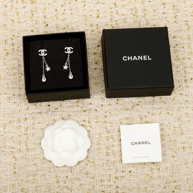 250635 We produce Zp7150! Bulk inquiries welcome. Gold and silver double C tasse