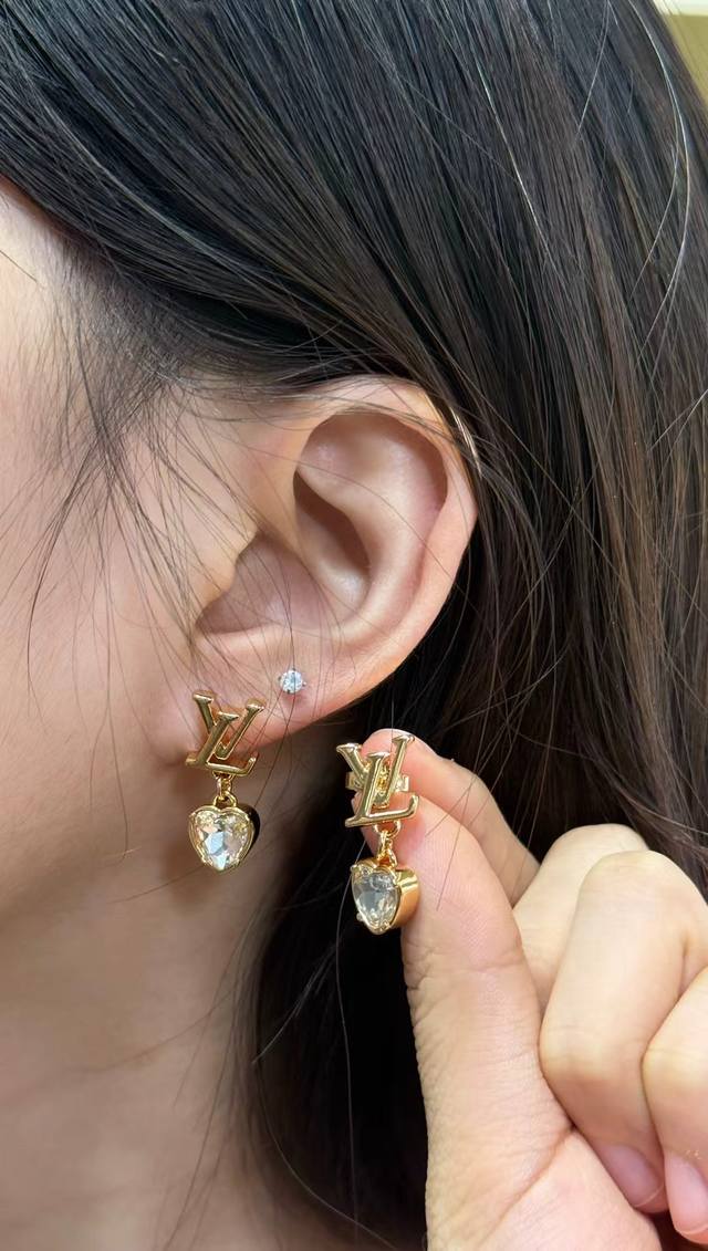 LV Monogram Heart Earrings LV Monogram series heart earrings, gold metal paired