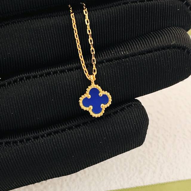 Vancleef*Arpel* Latest gold mini blue mother-of-pearl necklace, made of the same