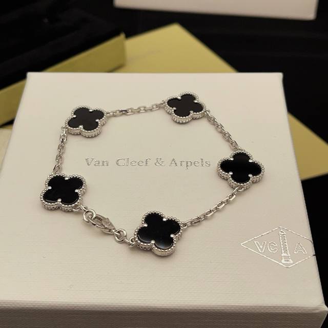 Vs006 Vancleef*Arpel* Black Mother-of-Pearl Four-Leaf Clover Five-Flower Silver