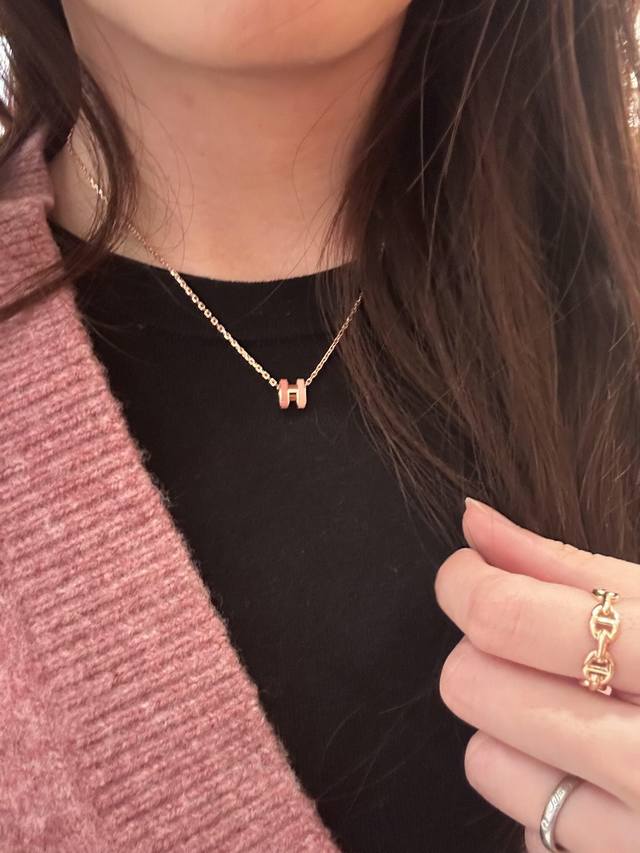 Hx120 Gold Hx119 Silver Hx121 Rose Gold He Mes' latest three-color pink and whit