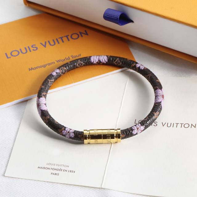 New LV Keep It Monogram Canvas Leather Bangle This LV Keep It bracelet features
