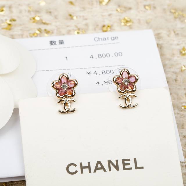 250689 Our product is a pre-sale item, shipping around December 7th, Zp6240! Bul