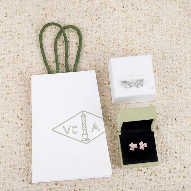 203441 Our clover earrings (Zp67600+) are from the only supplier that genuinely