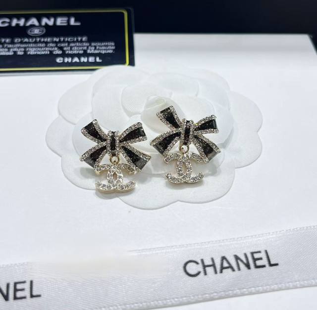 Today's New Chanel Earrings - Hot Selling Arrival! Chanel 25 Black and Gold Bow