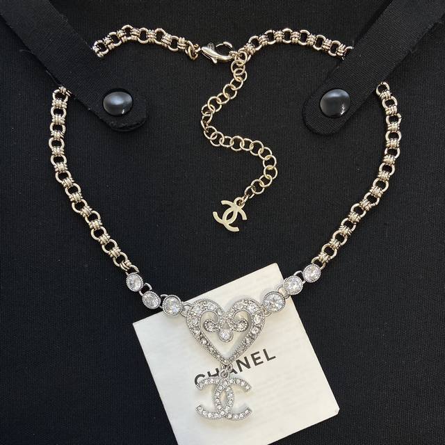 Xx0613 Ch Nel Xiang'er 23K Heart Choker Irresistible magic! Classic and versatil
