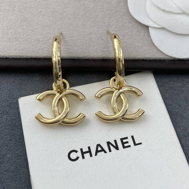 Xe0676 Ch Nel Golden Double C Earrings 24C Early Spring New Arrival! Hot Selling