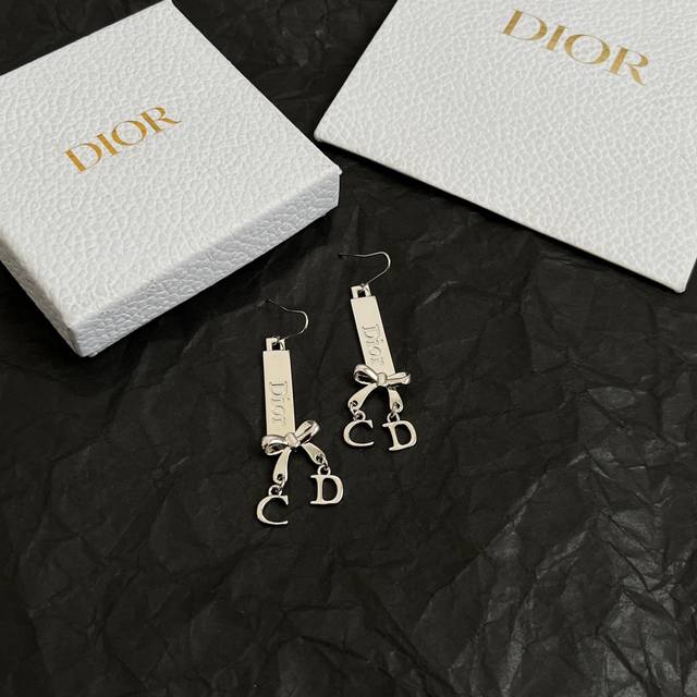 Dior vintage earrings, identical to those in boutiques, newly arrived, selected