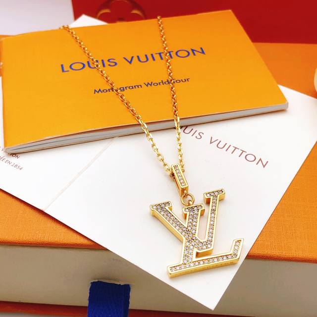 Item No. Lxl0307 Lv*Latest gold-plated diamond necklace, identical to Zp brass m