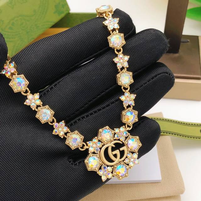Item No. Gxl0043 Gucc*Latest Colored Diamond Necklace, identical to Zp, made of