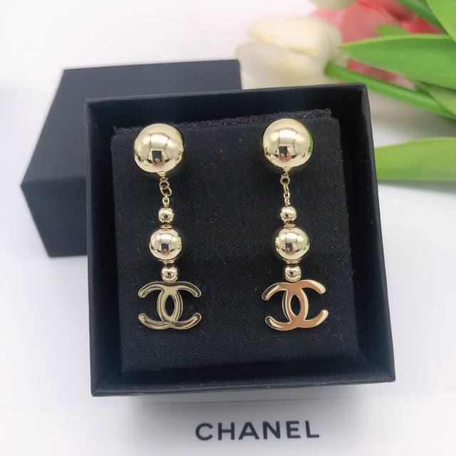Item No. Xed0558 Ch Nel Gold Ball Earrings, Jennie's Style, Large Size