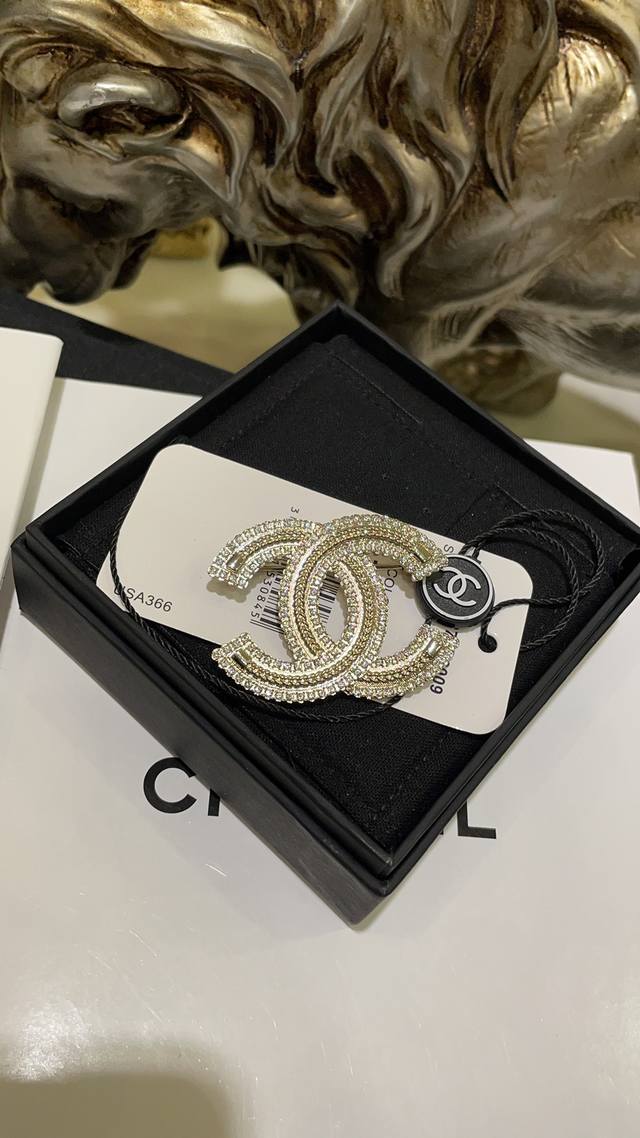 Gold Double C Braided Embossed Rhinestone Lace Brooch Braided embossed pattern w