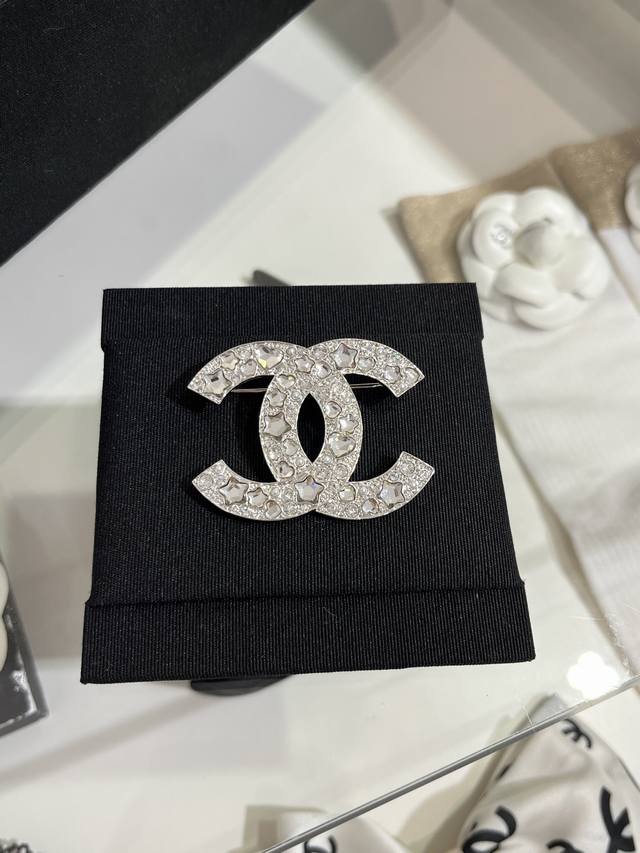 Silver Brooch 25p Star Crystal Pearl Double C Brooch Heart, star, crystal + pear