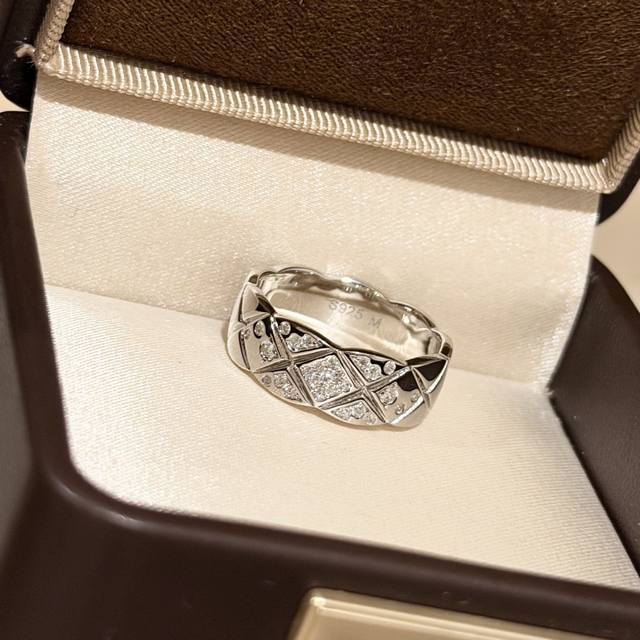 S0046 Chanel-style quilted half-diamond ring, high-end custom-made, 925 sterling