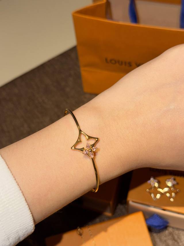 250683 We produce Zp4750! Bulk inquiries welcome. Highly recommend the L-shaped