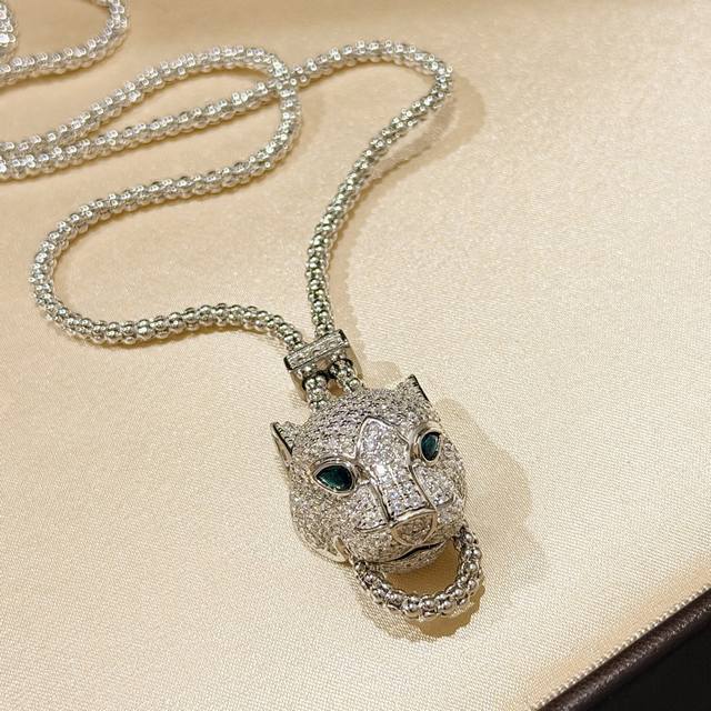 A0876 New Designer "Get Rich Quick" Series Leopard Full Diamond Pull-Out Necklac