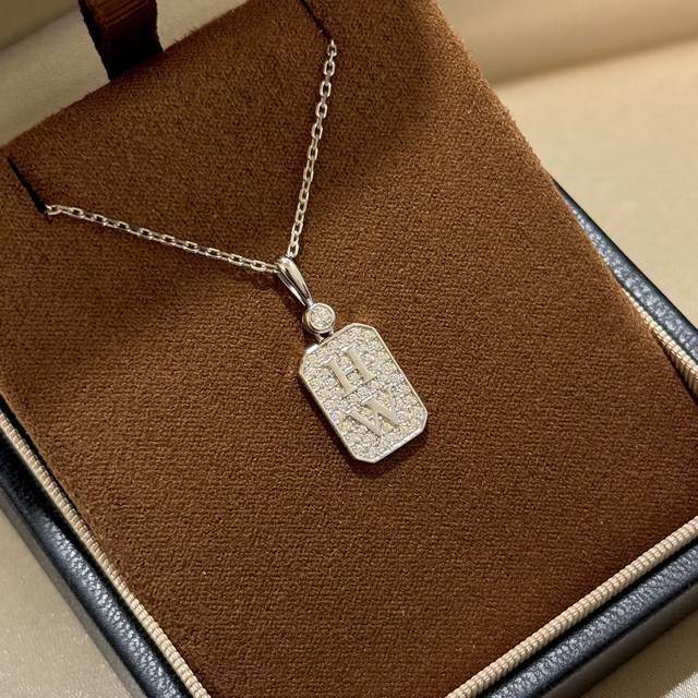 A6756 Brand Hw Fashion Letter Full Diamond Necklace, High-end 925 Sterling Silve