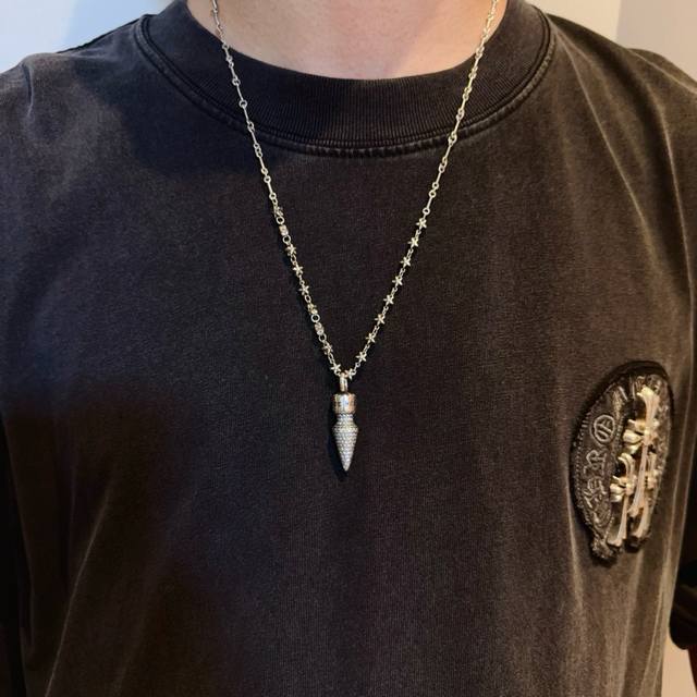 New boutique quality Chrome Hearts classic retro necklace with full diamond bull