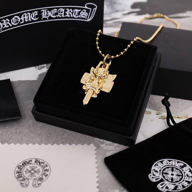Chrome Hearts Sydney Cross Necklace An incredibly versatile necklace that looks