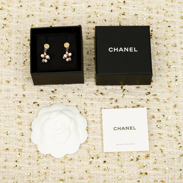 250858 We produce Zp7150! Bulk inquiries welcome. Stacked Barbell Bead Double Dr