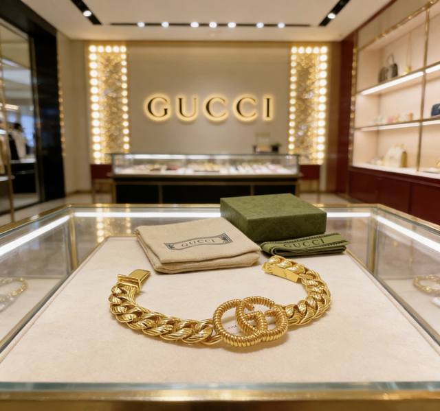 Gucci Recommended 2026 Newest Gucci Bracelet: A classic and exquisite design. Th