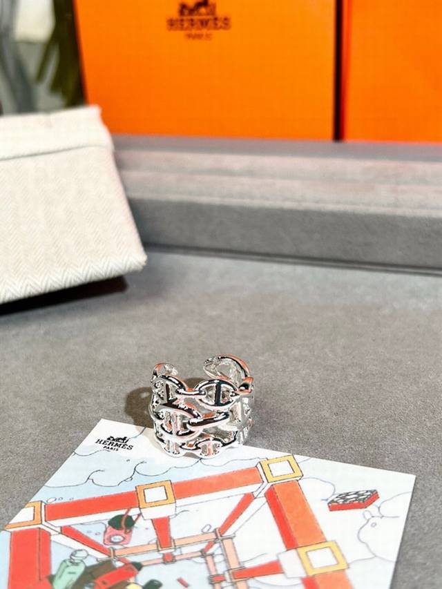 Hermes New Three-Strand Pig Nose Ring DDD