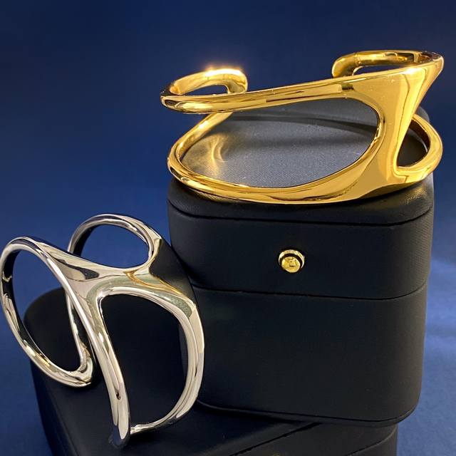 am80 Unmarked Hermes style European and American minimalist smooth double-line h