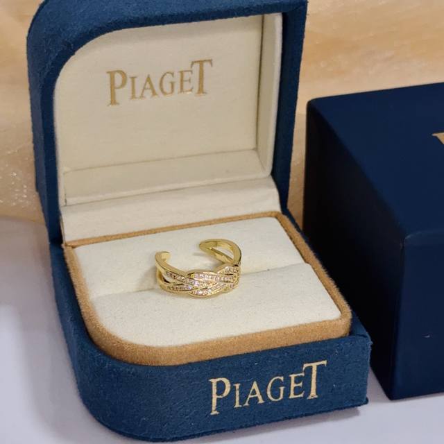 This Iaget Piaget ring is a high-end custom version featuring diamond setting cr
