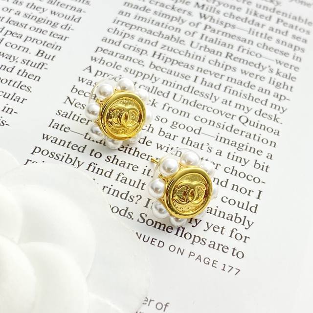 Today's New Arrival Code E3327 0237825 Chanel Stud Earrings Hot Selling New Arri