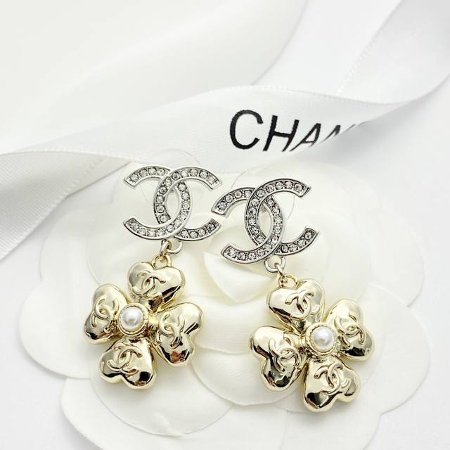 Code E2834 0257820 Chanel earrings hot-selling new arrival Chanel 24 Silver C wi
