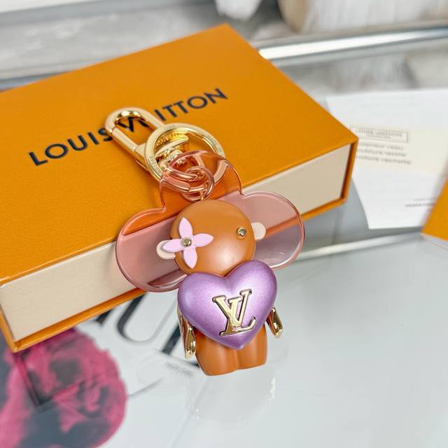 New Arrival M19 Sunflower Doll Keychain Pendant Louis Vuitton Vivian Keychain Ba
