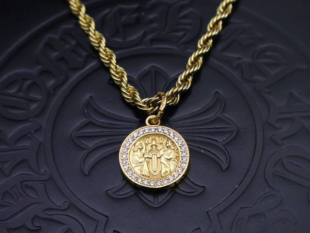 2025 Gift Recommendation Chrome Hearts Necklace with Twisted Chain, Handcrafted,