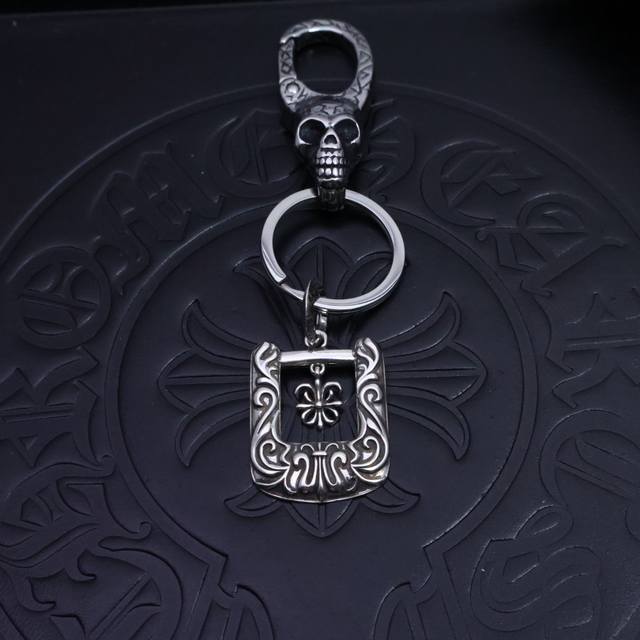 2025 New Arrival Chrome Hearts keychain/pants/bag charm, top-notch craftsmanship