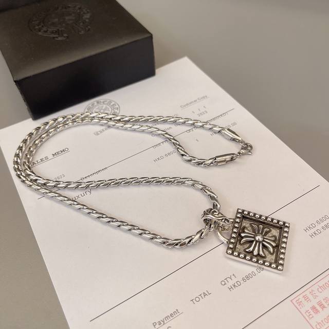This is the coolest new Chrome Hearts necklace ever! It's a must-have! Factory d