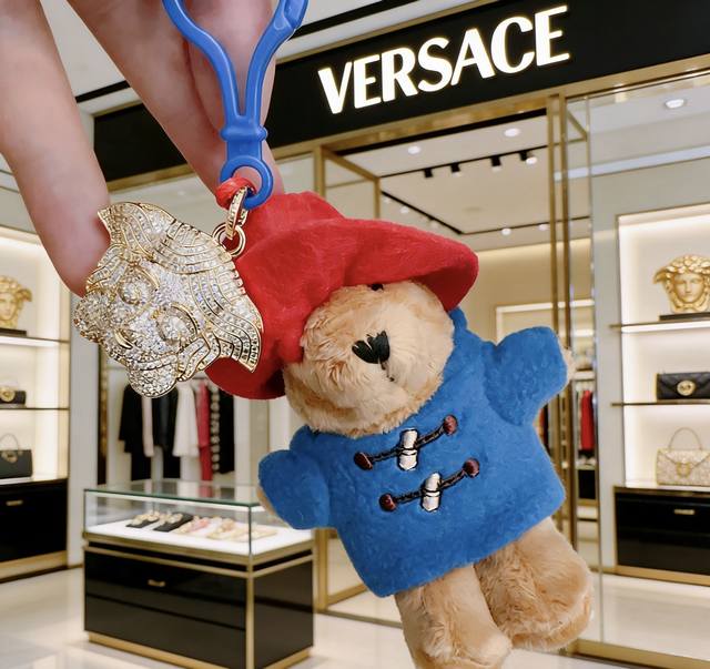 New Versace Keychain Bag Buckle Latest Bag Charm Higher Grade Celebrity Style An