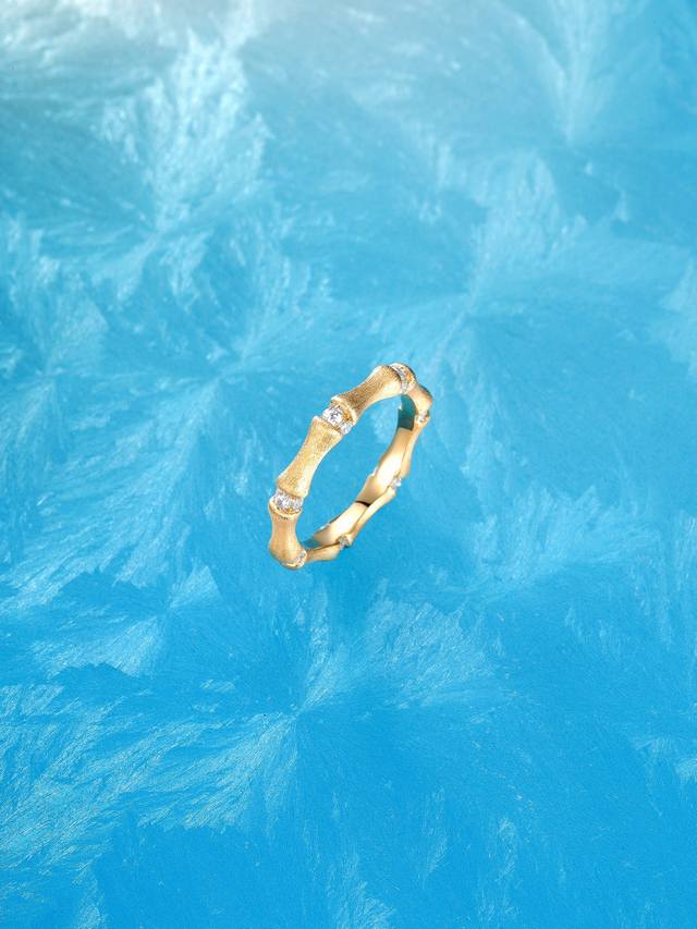 We have a large production volume, please inquire. Old Money Style Series - Hand