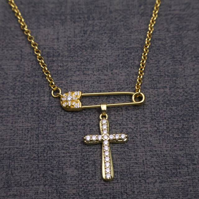 Chrome Hearts necklace brooch chain - super cool! Chrome Hearts necklaces with d