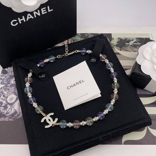 We present the Fragrant Glass Beaded Double C Necklace Z 9600! Bulk inquiries we