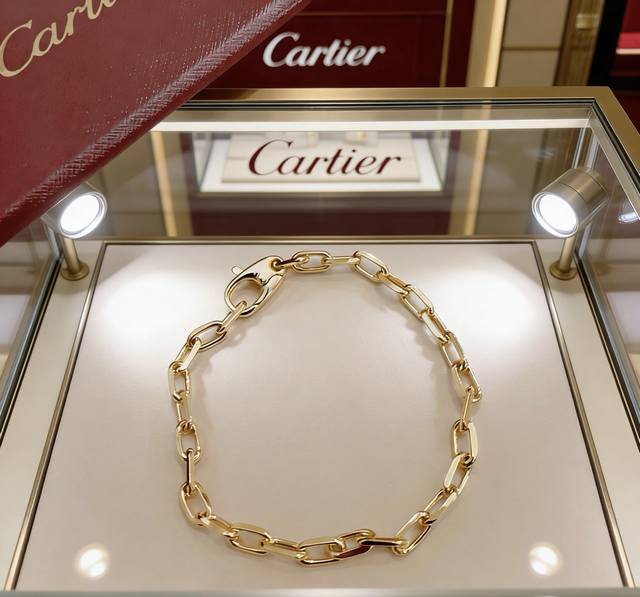 Cartier bracelet, made of V gold, is in perfect condition with impeccable detail